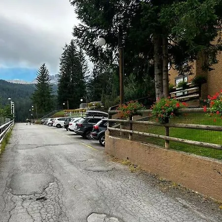 Dolomiti - Trilocale Tipico A 5 Minuti Dalle Piste *